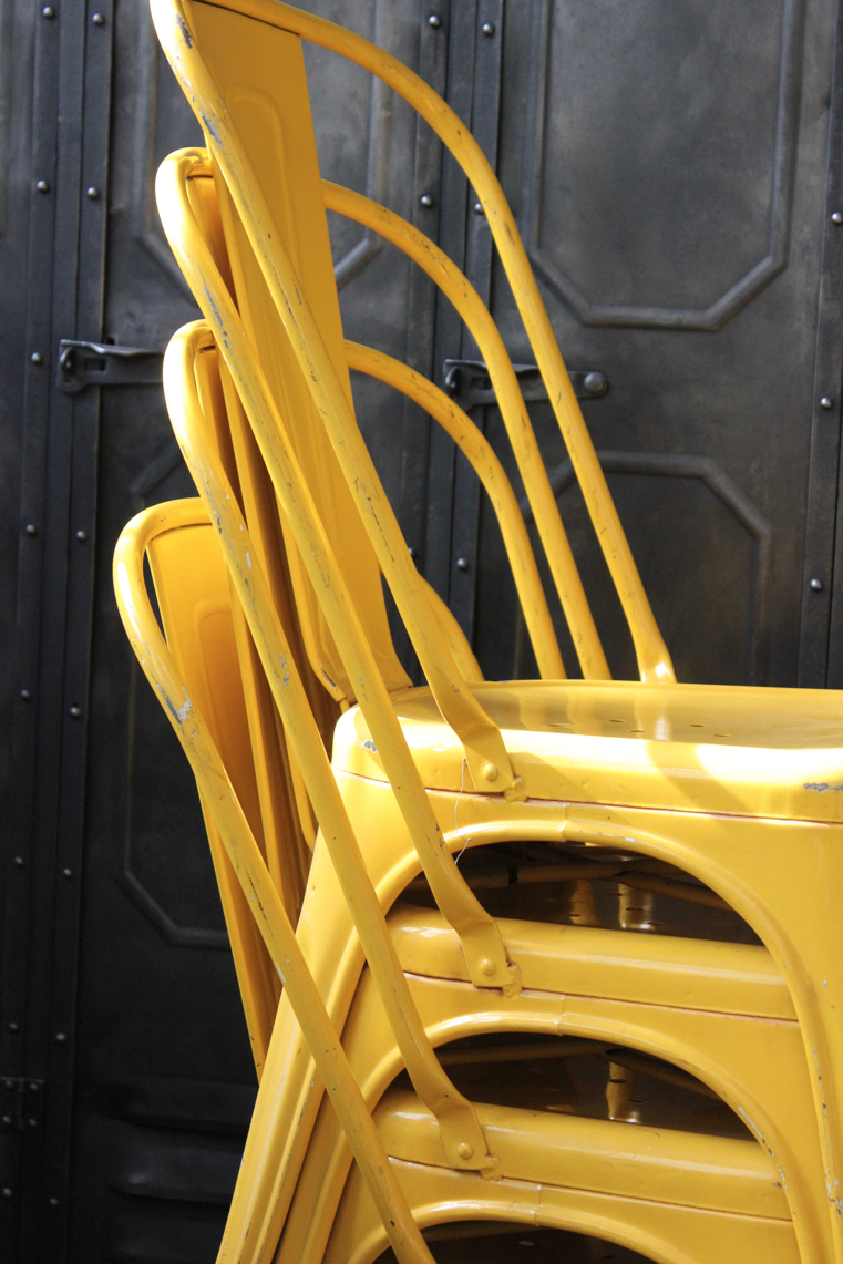 4 ancienne Chaise TOLIX Xavier Pauchard jaune des annees 50 tarif pour les 4 chaises – Image 11