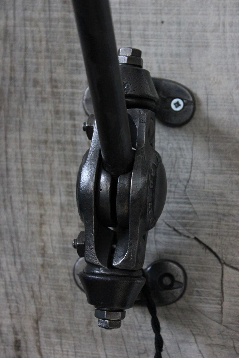 Rare Lampe O.C. White Industrielle fixation murale applique la lampe de reference a new york dans les loft – Image 17