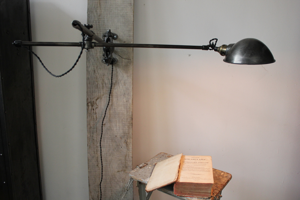 Rare Lampe liseuse O.C. White Industrielle sur pied la lampe de reference a new york dans les loft – Image 19