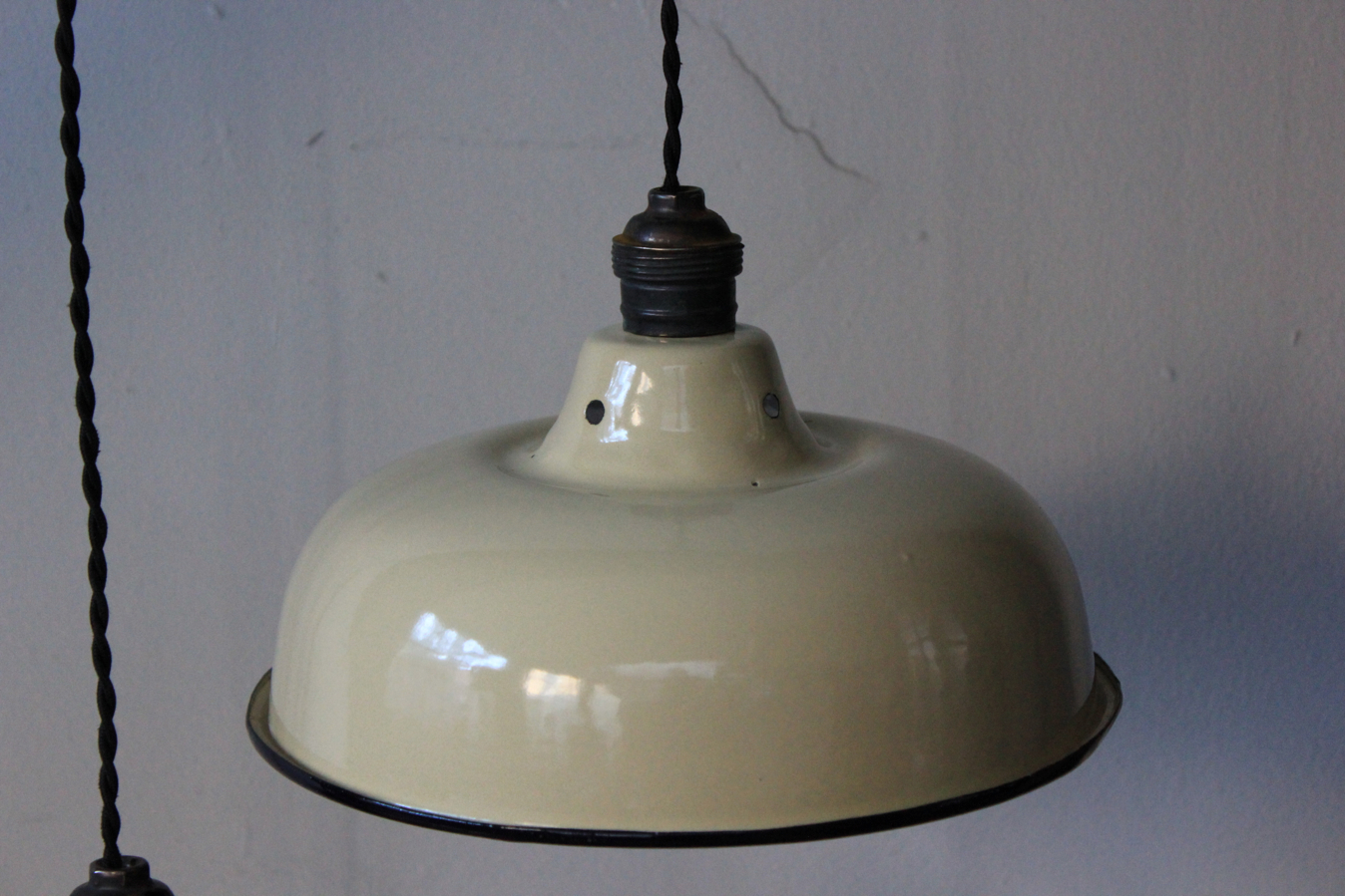 abat jour emaillee lampe industrielle blanc cassé – Image 6