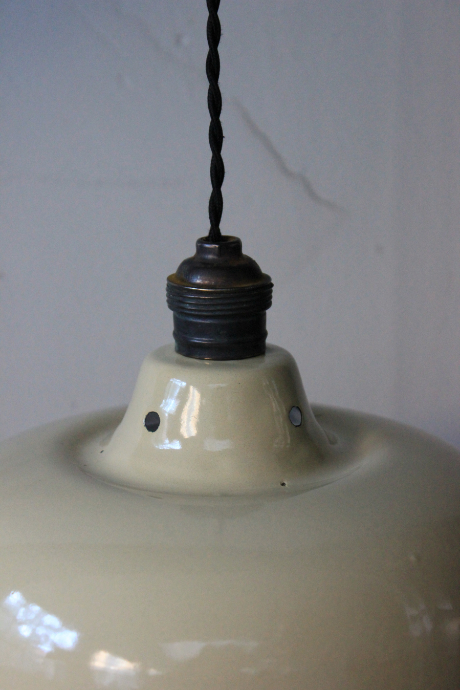 abat jour emaillee lampe industrielle blanc cassé – Image 7