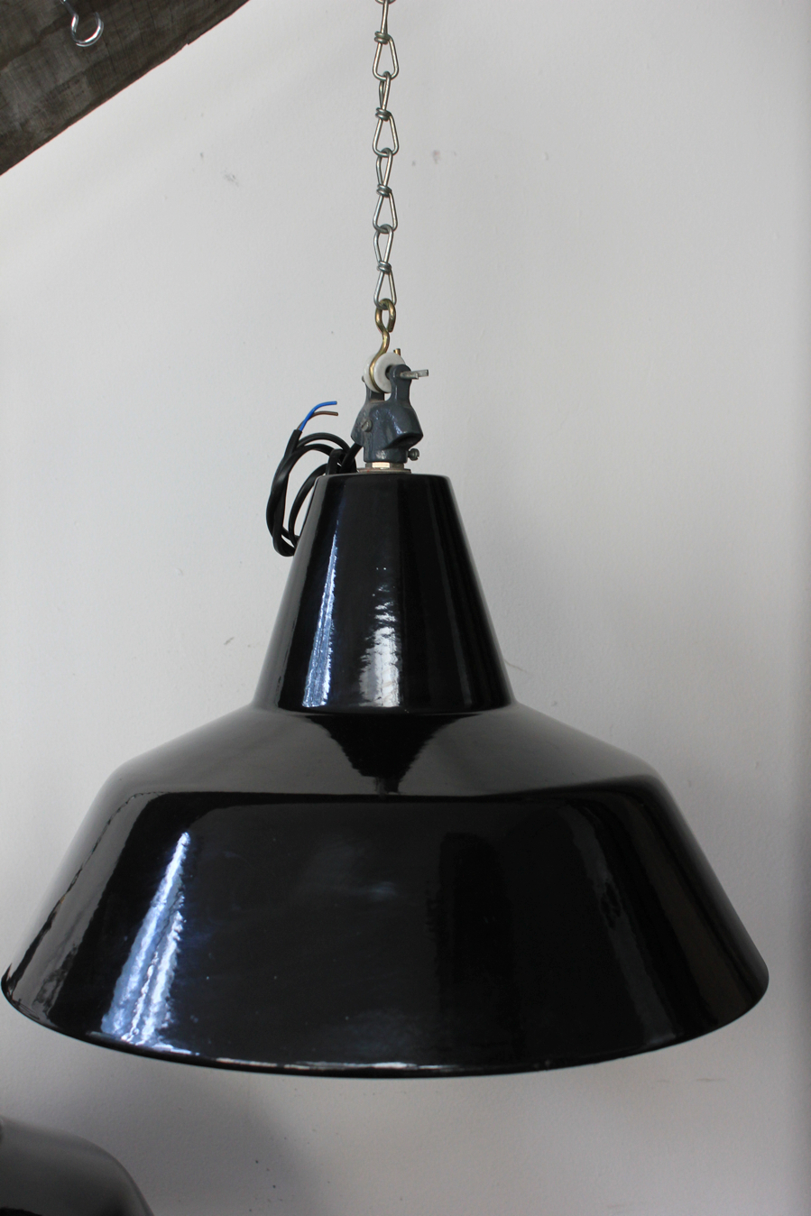 suspension abat jour emaillee noir lampe industrielle bauhaus – Image 4
