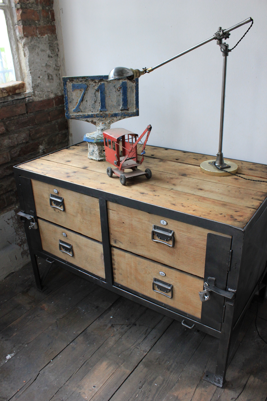 borne kilometrique en fonte superbe patine – Image 11