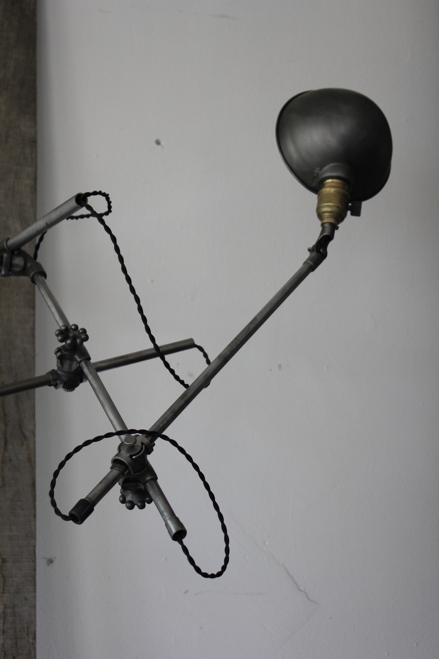 Rare Lampe O.C. White Industrielle fixation murale double applique la lampe de reference a new york dans les loft – Image 10