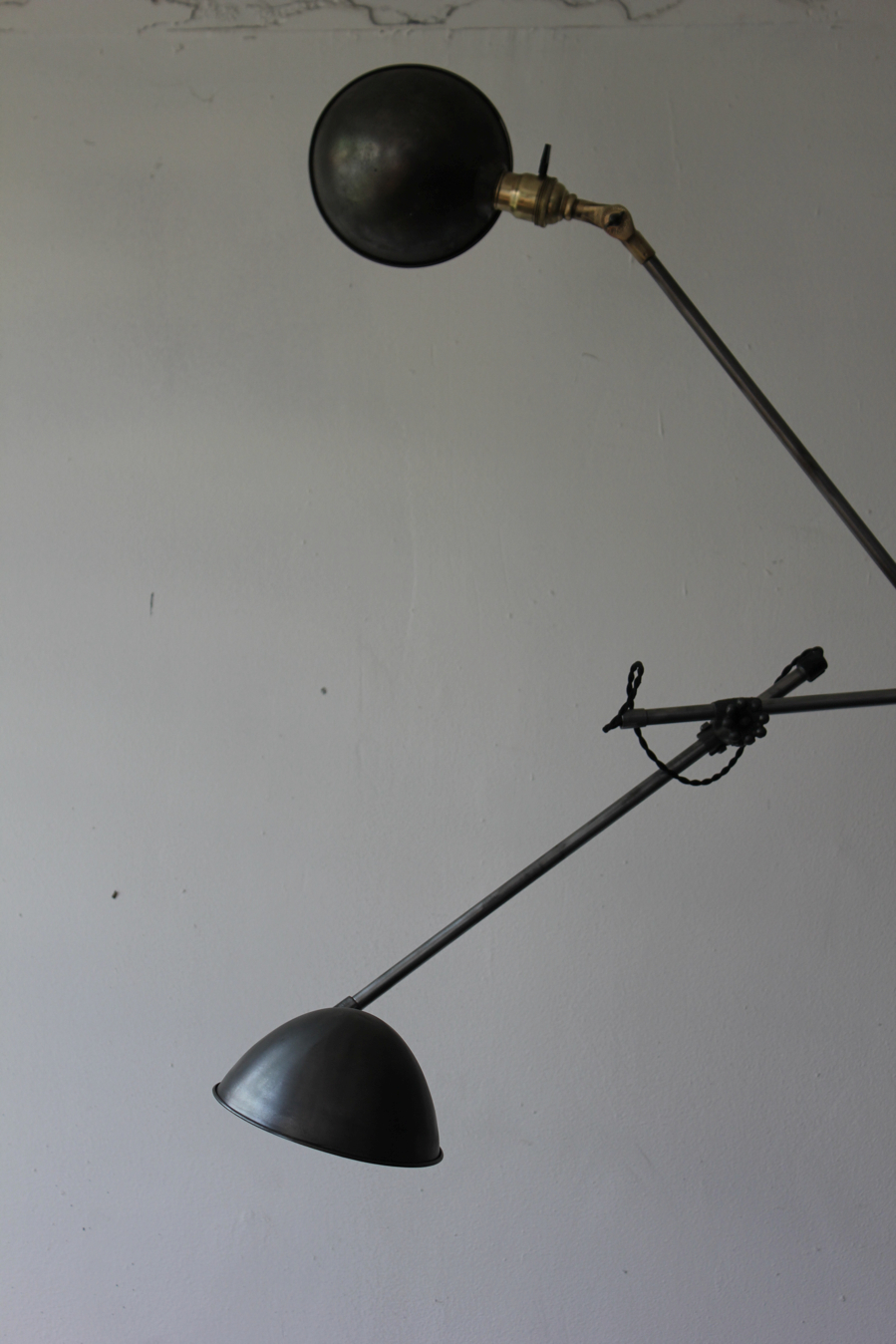 Rare Lampe O.C. White Industrielle fixation murale double applique la lampe de reference a new york dans les loft – Image 18