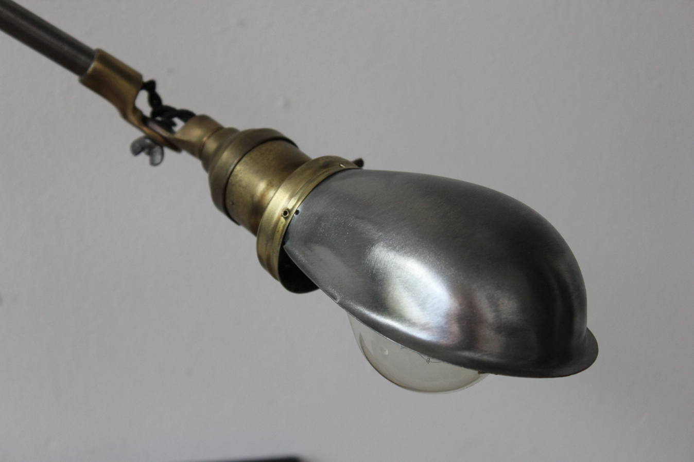 Rare Lampe bureau O.C. White Industrielle sur socle la lampe de reference a new york dans les loft – Image 6