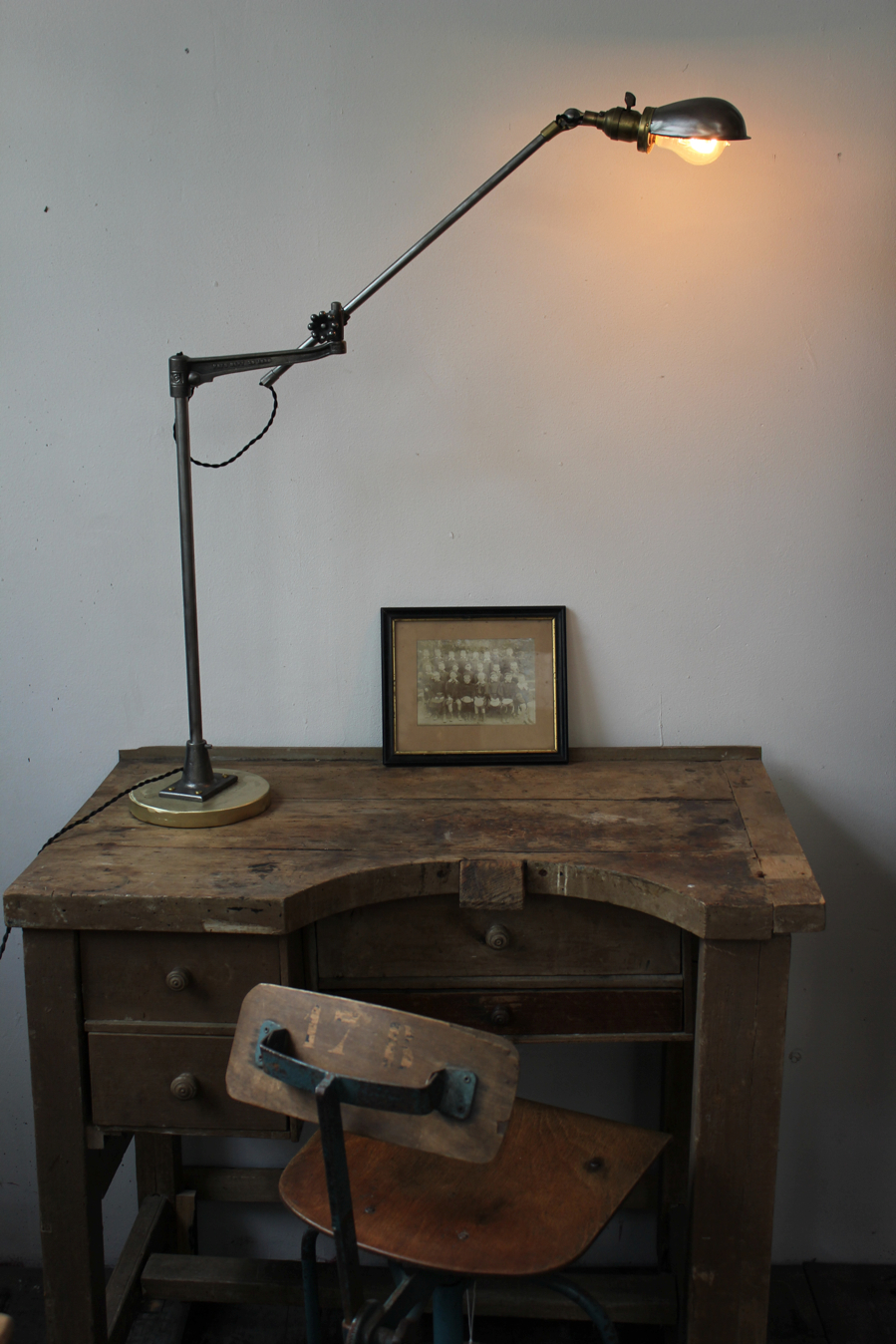 Rare Lampe bureau O.C. White Industrielle sur socle la lampe de reference a new york dans les loft – Image 12