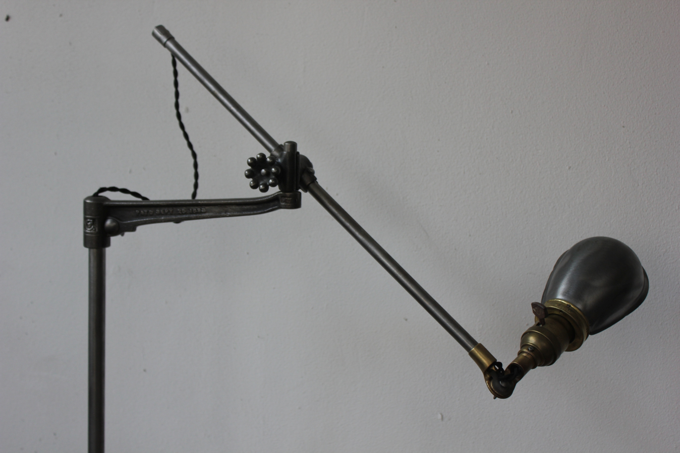 Rare Lampe bureau O.C. White Industrielle sur socle la lampe de reference a new york dans les loft – Image 14