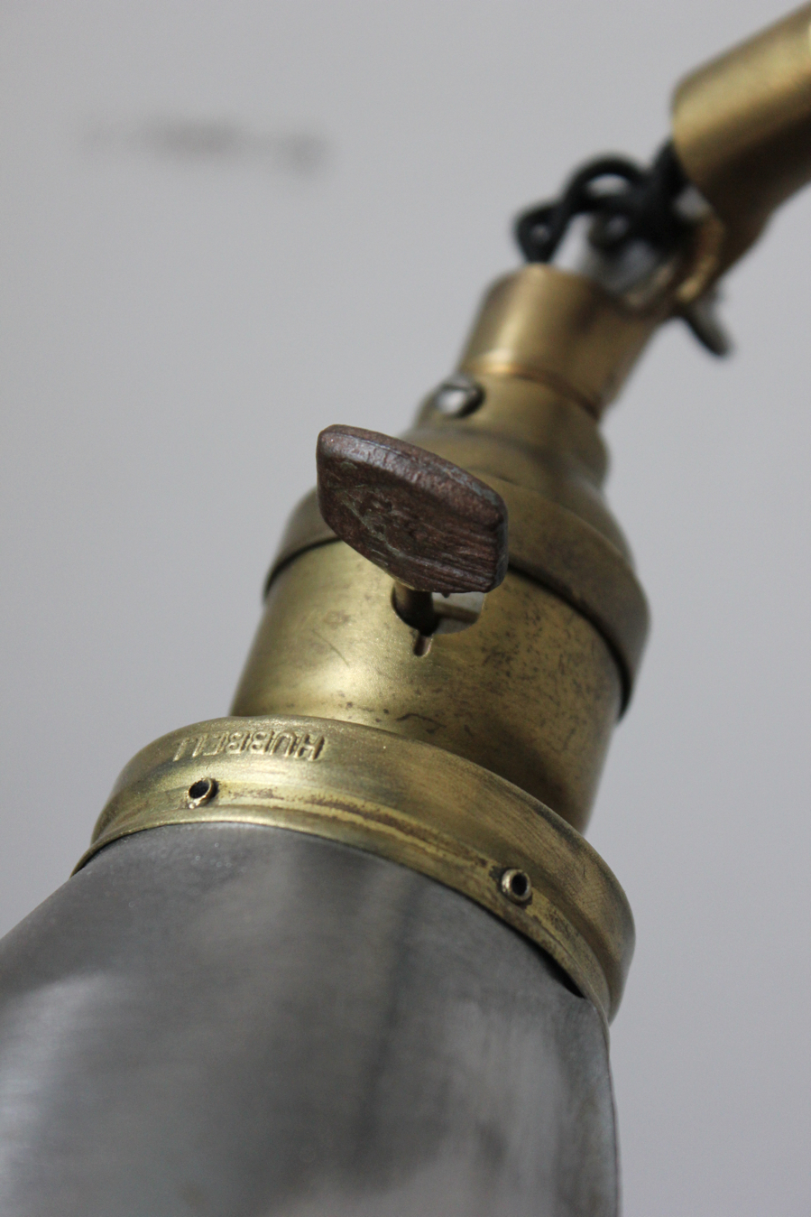 Rare Lampe bureau O.C. White Industrielle sur socle la lampe de reference a new york dans les loft – Image 18