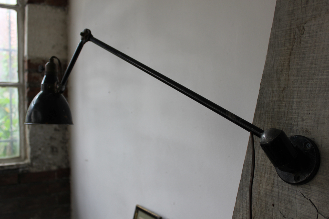 Ancienne lampe applique industrielle mazda dans sont jus – Image 15