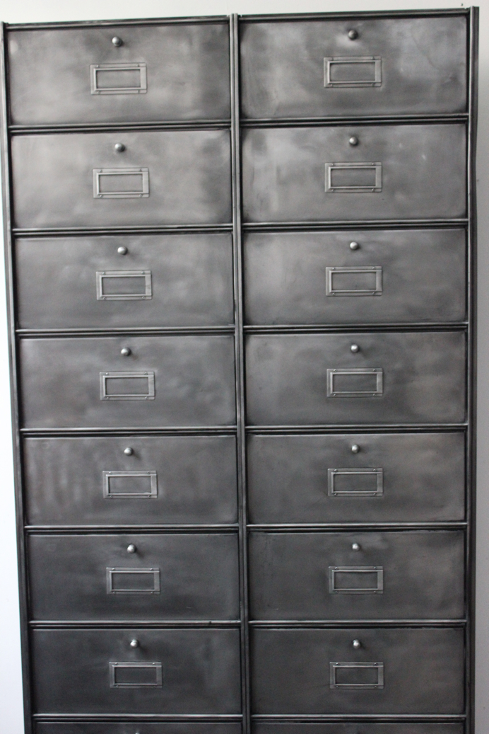ancien grand meuble 20 casiers industriel a clapet Roneo 50/60 – Image 4