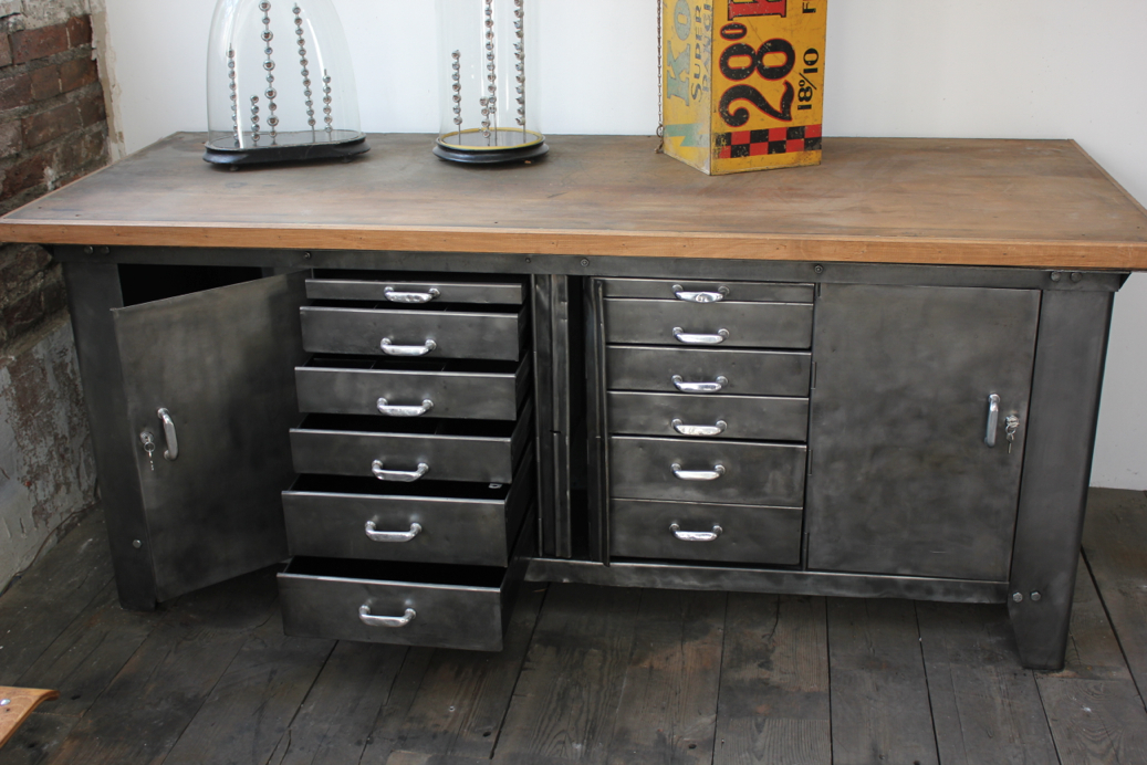 exeptionnel grand etabli industriel biguet atelier Renault – Image 19