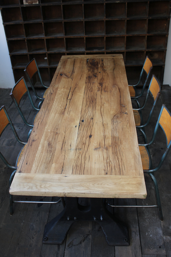 grande table industrielle plateau chene massif pietement fonte – Image 17