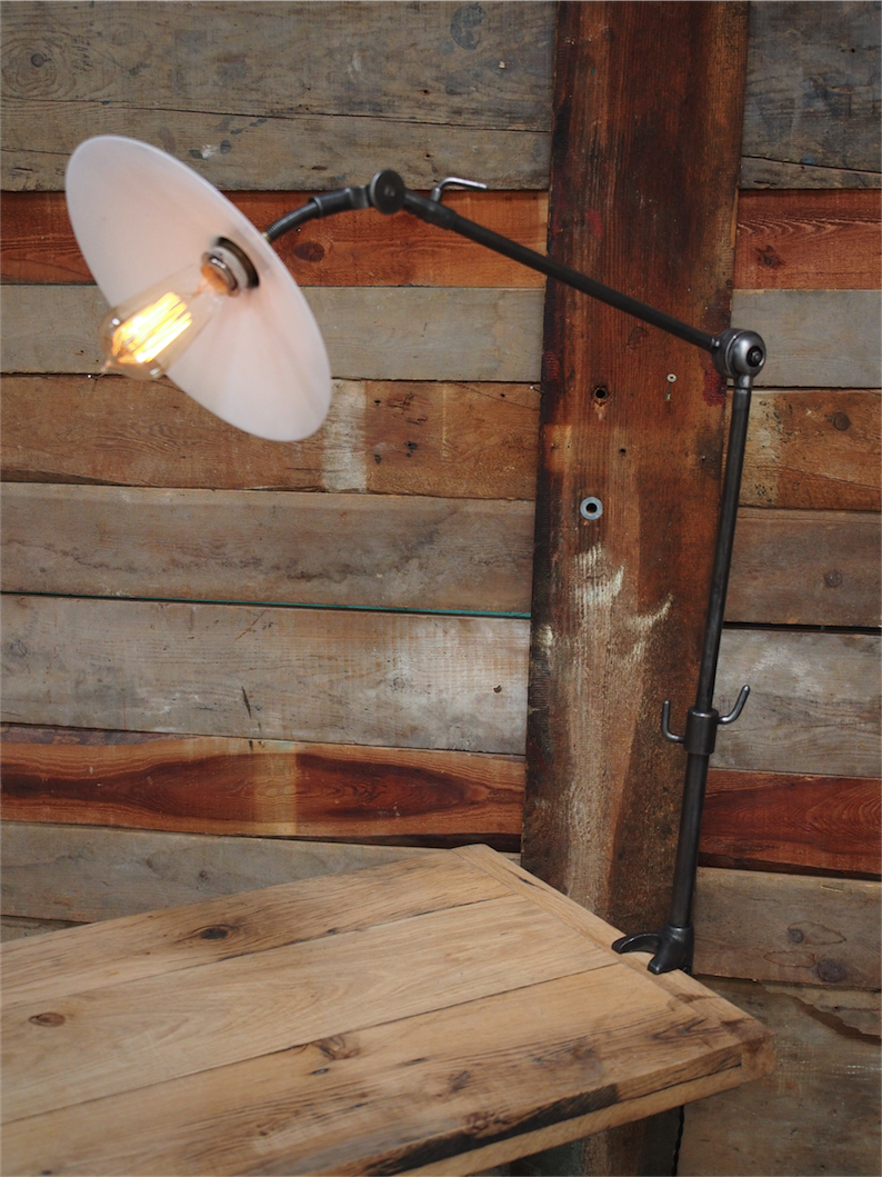 Superbe lampe industrielle articulée tousens opaline blanche – Image 14