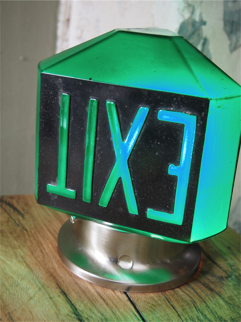 rare Lampe verte exit USA 3 faces socle metal – Image 7