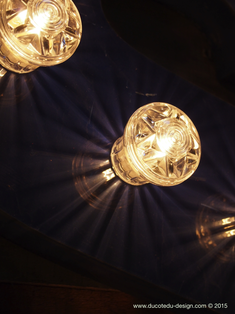 tres grande lettre S d'ancienne enseigne lumineuse façon fete foraine – Image 9