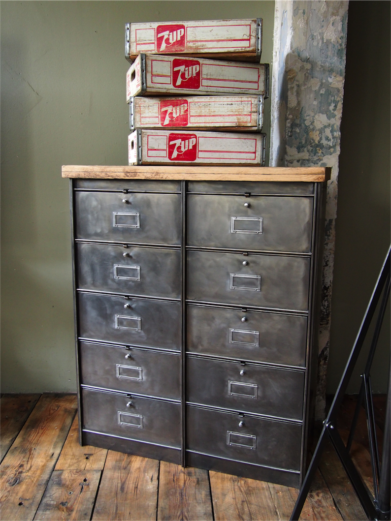 ancien meuble console 10 casiers industriel a clapet roneo 1950 plateau chene massif – Image 3