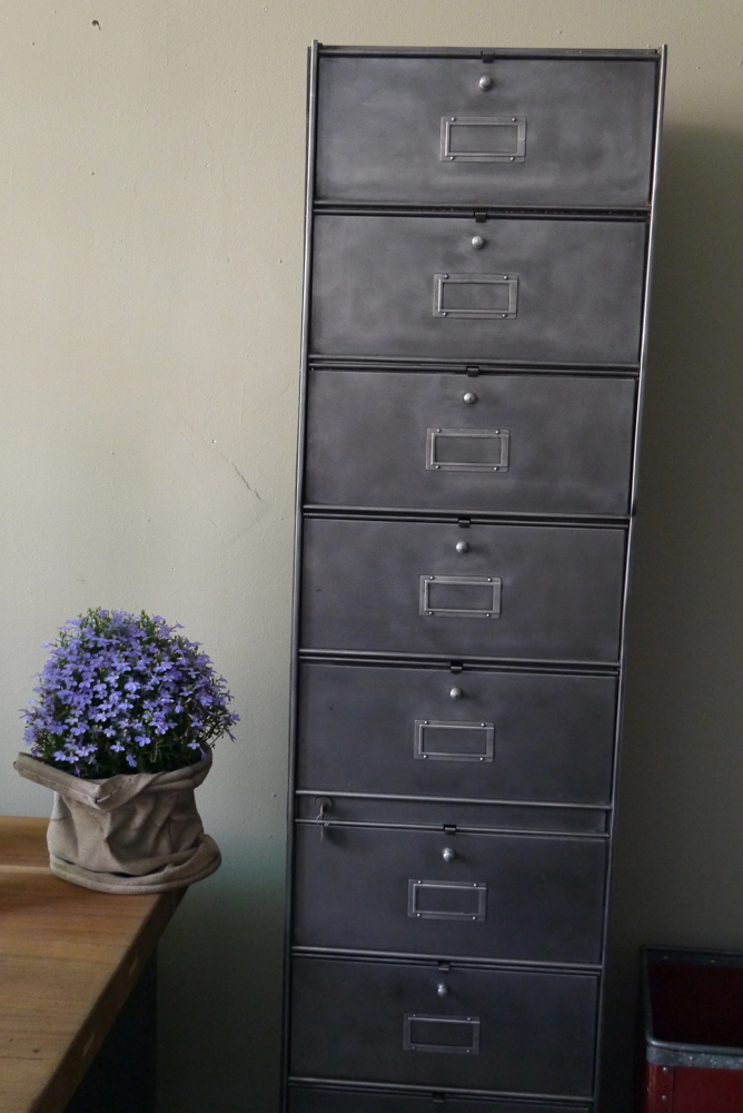 ancien grand meuble 10 casiers industriel a clapet Roneo 50/60 – Image 3