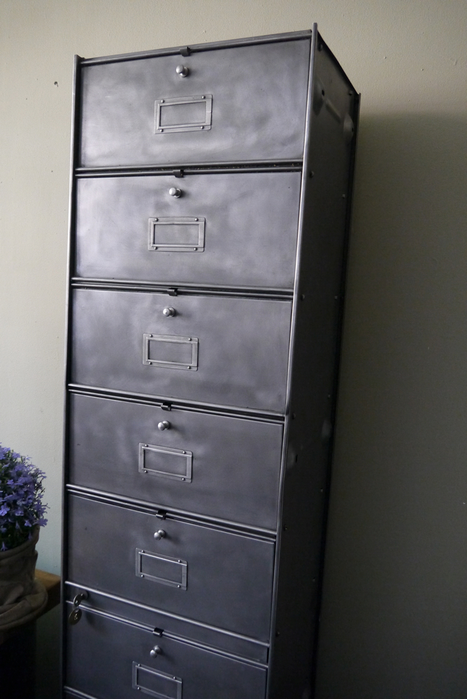 ancien grand meuble 10 casiers industriel a clapet Roneo 50/60 – Image 8