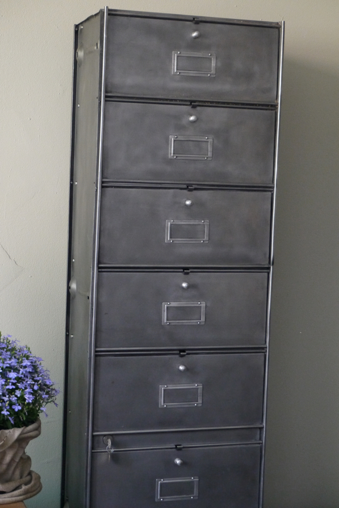 ancien grand meuble 10 casiers industriel a clapet Roneo 50/60 – Image 10