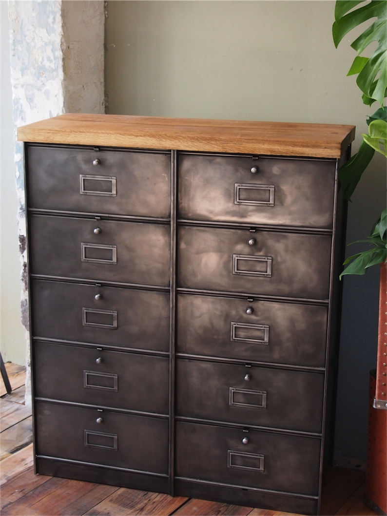 ancien meuble console 10 casiers industriel a clapet roneo 1950 plateau chene massif – Image 4