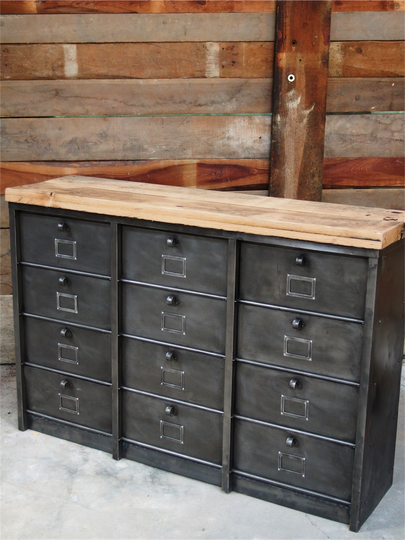 ancien grand meuble 12 casiers industriel strafor plateau chene massif – Image 15