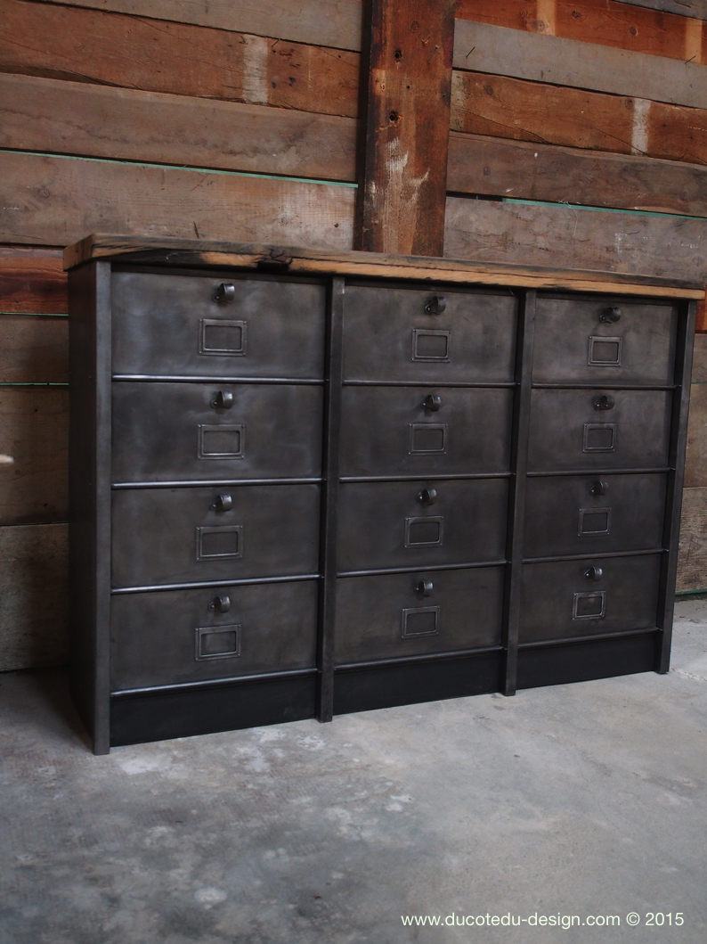 ancien grand meuble 12 casiers industriel strafor plateauchene massif – Image 4