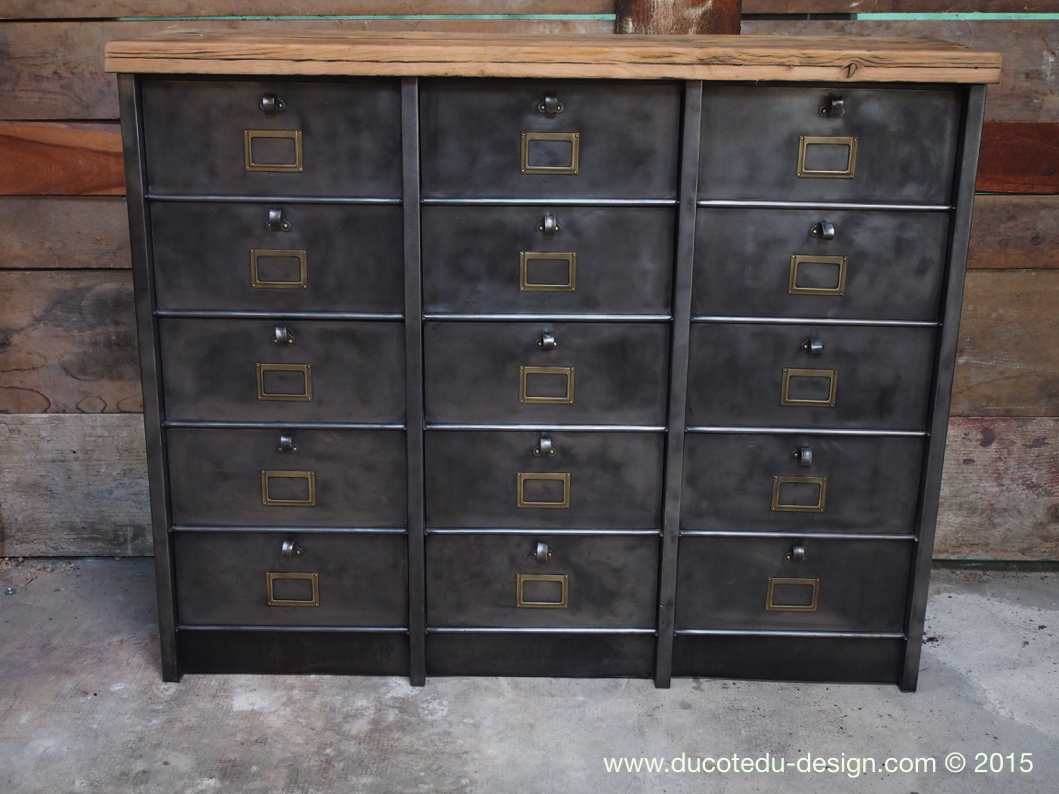 ancien grand meuble 15 casiers industriel strafor plateauchene massif – Image 14