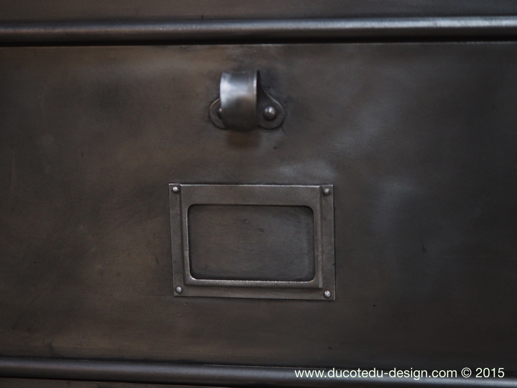 ancien grand meuble 12 casiers industriel strafor plateauchene massif – Image 13