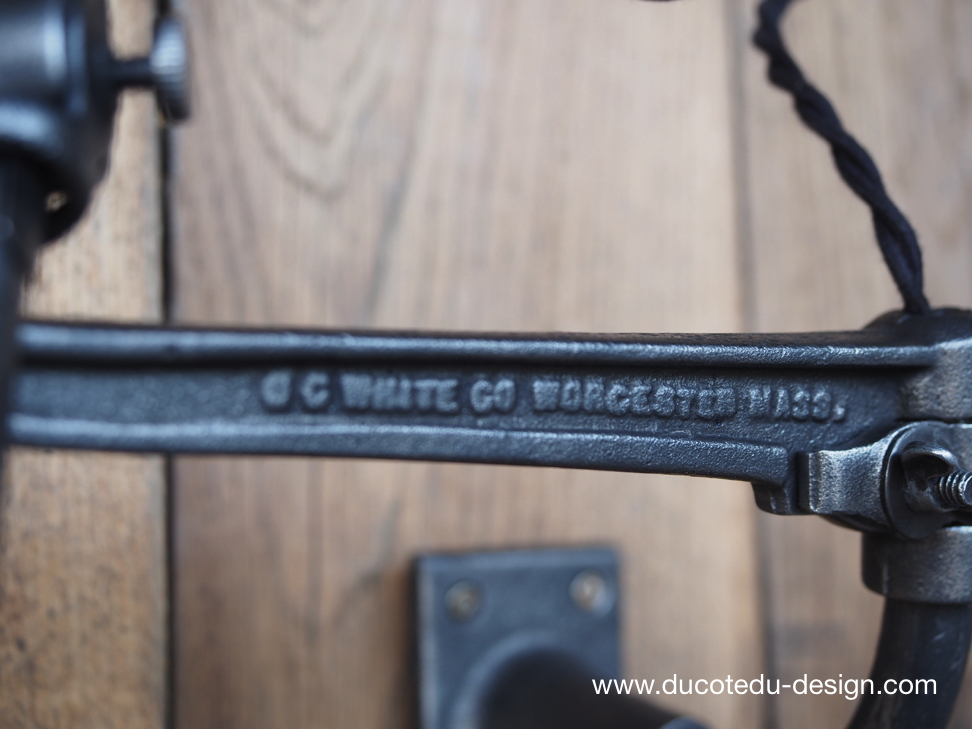 Rare Lampe OC White Industrielle fixation murale applique la lampe de reference a new york dans les loft – Image 8