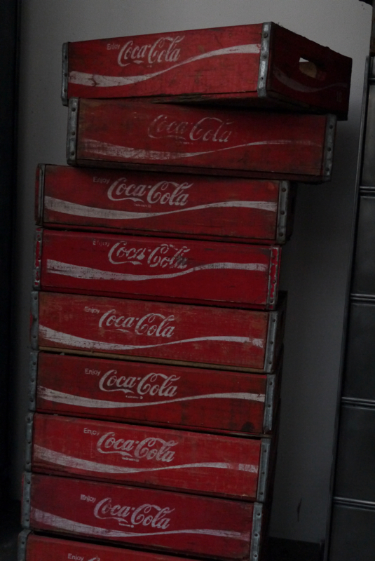 1 caisse bois brasserie café USA Coca Cola rouge – Image 9