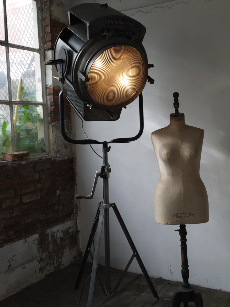 rare tres grand projecteur cinema cremer 10k pied cinema cremaillere – Image 2