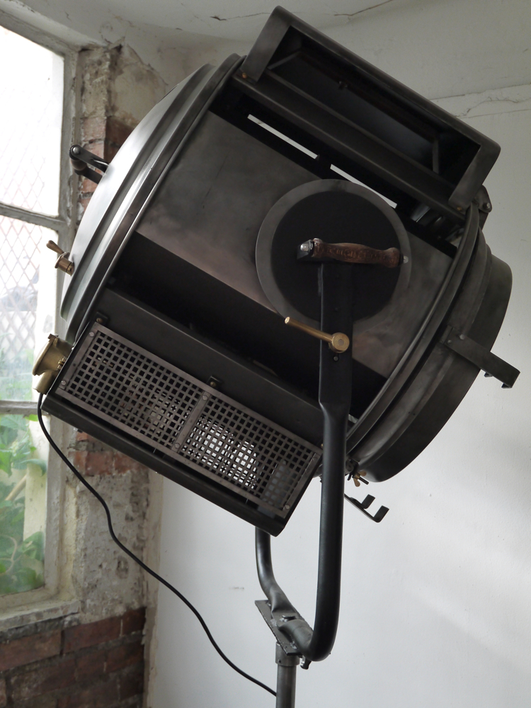 rare tres grand projecteur cinema cremer 10k pied cinema cremaillere – Image 10