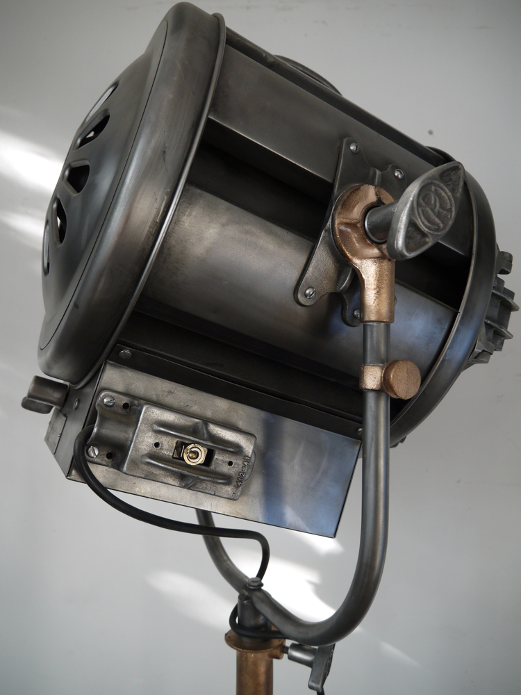 Ancien projecteur cinema hollywood Richardson 1950/60 pied cinema roulette – Image 11