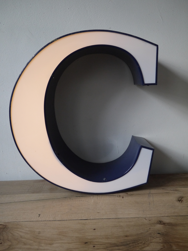 lampe veilleuse ancienne lettre d'enseigne lumineuse "" C "" – Image 2