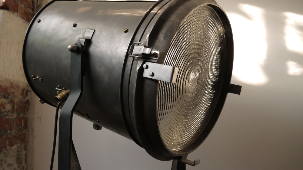 tres grand projecteur cinema cremer 5 k pied tripod – Image 6