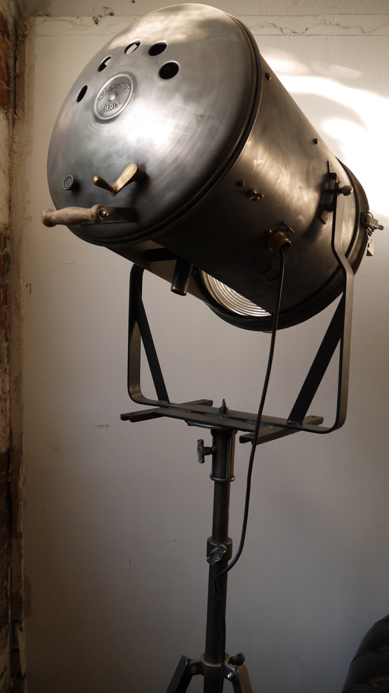 tres grand projecteur cinema cremer 5 k pied tripod – Image 11