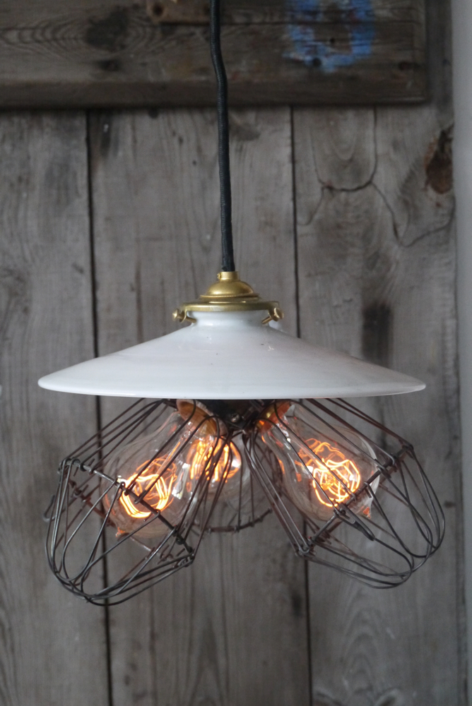 abat jour opaline lampe industrielle americaine 3 feux – Image 4