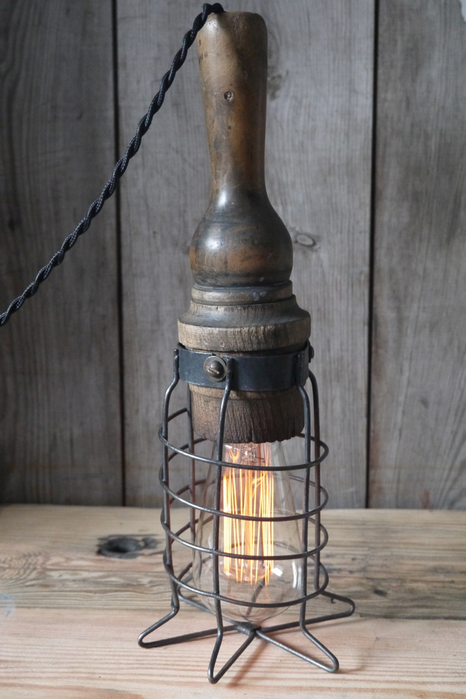 unique baladeuse de garage art populaire bois massif – Image 2