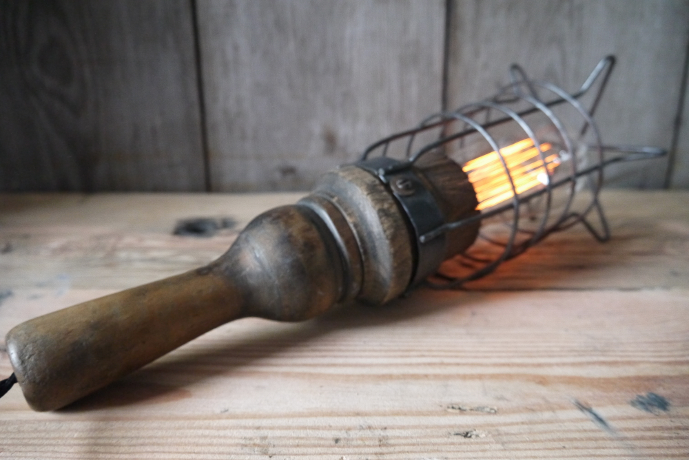 unique baladeuse de garage art populaire bois massif – Image 11