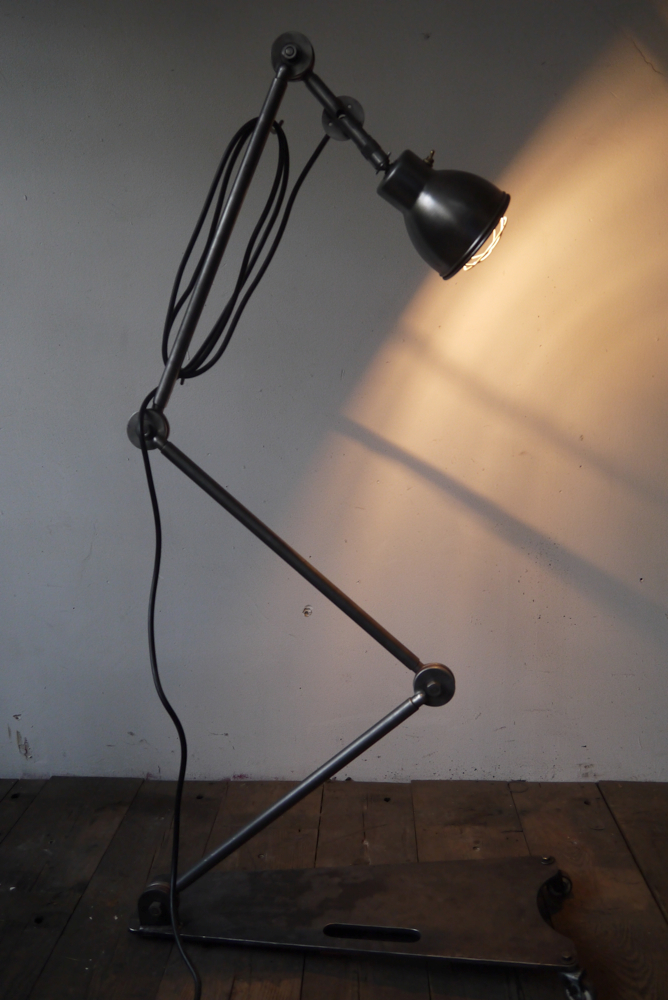 Desvil grande Lampe industrielle de garage 3 bras articulés – Image 3