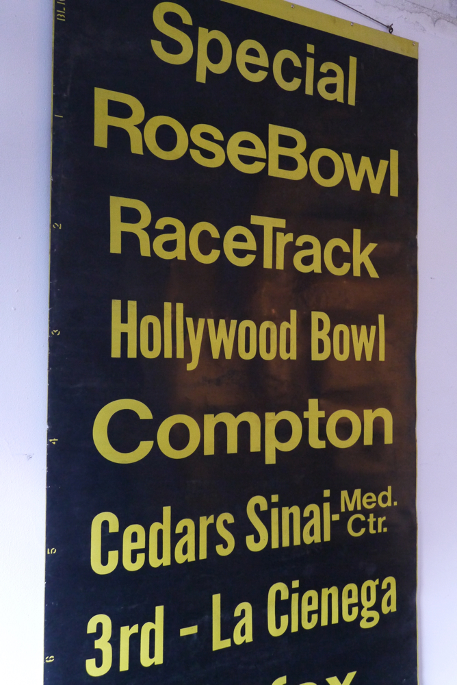 top deco ! tres grand kakemono destination bus USA ligne floride annees 60/70 – Image 3