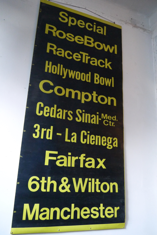 top deco ! tres grand kakemono destination bus USA ligne floride annees 60/70 – Image 8