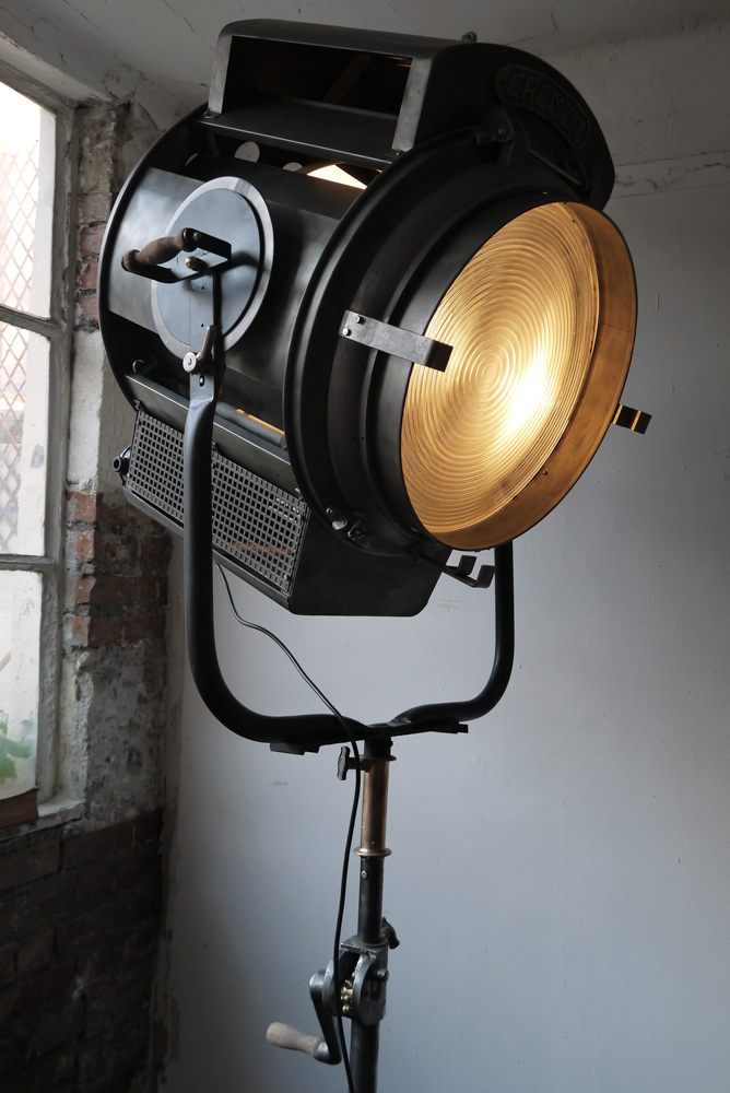 rare tres grand projecteur cinema cremer 10k pied cinema cremaillere – Image 4