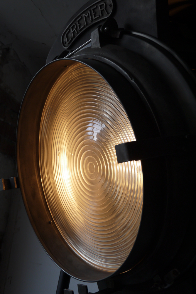 rare tres grand projecteur cinema cremer 10k pied cinema cremaillere – Image 7