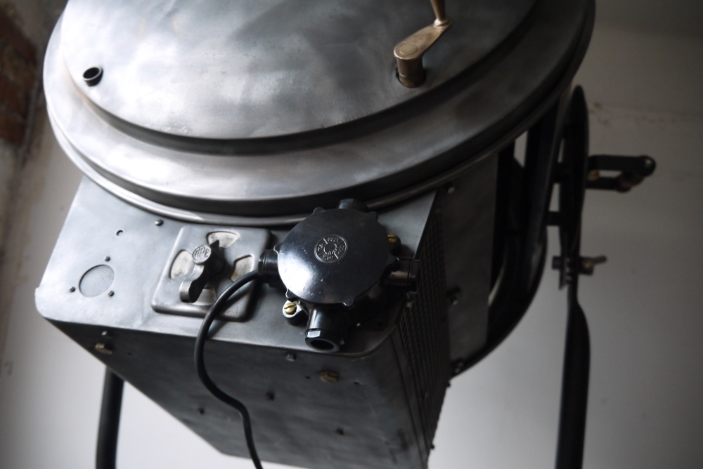 rare tres grand projecteur cinema cremer 10k pied cinema cremaillere – Image 19