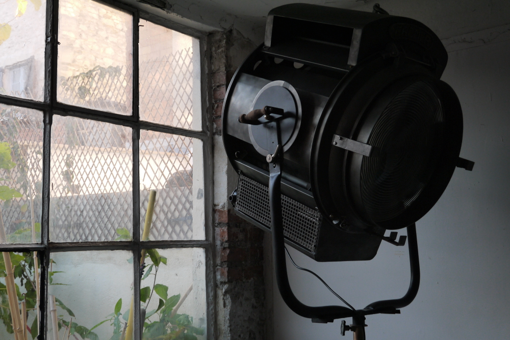 rare tres grand projecteur cinema cremer 10k pied cinema cremaillere – Image 24