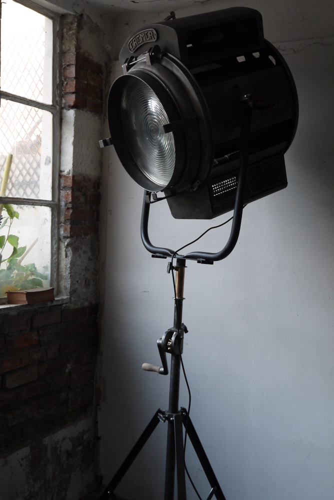 rare tres grand projecteur cinema cremer 10k pied cinema cremaillere – Image 25