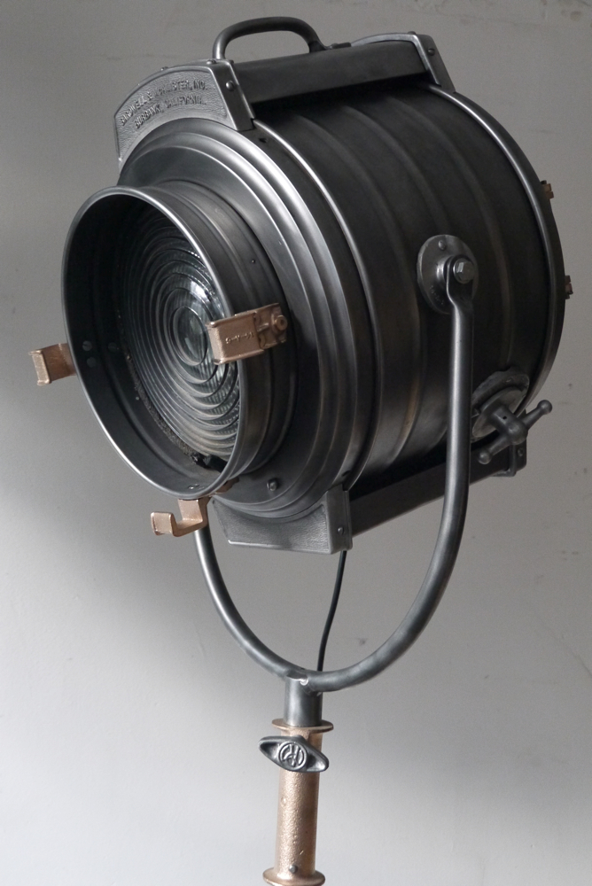 Rare projecteur cinema annes 30 MCALISTER des studios Hollywood Californie pied roulette – Image 4