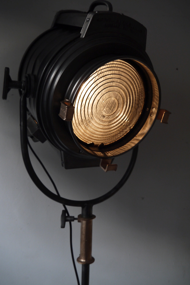 Rare projecteur cinema annes 30 MCALISTER des studios Hollywood Californie pied roulette – Image 19